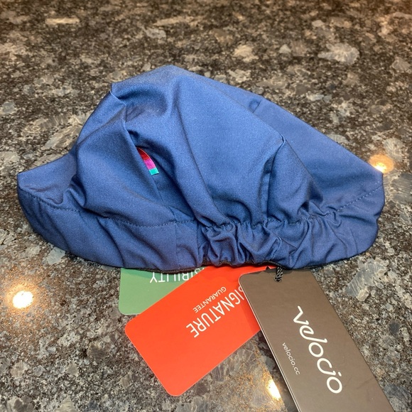 Velocio Ultralight Rain Cycling Cap Hat Navy New NWT - Picture 6 of 9